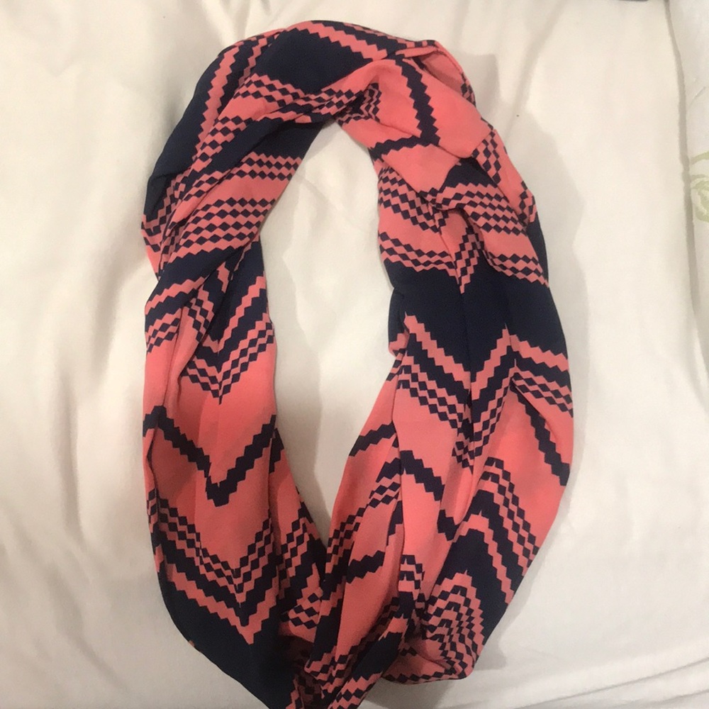 infinity scarf